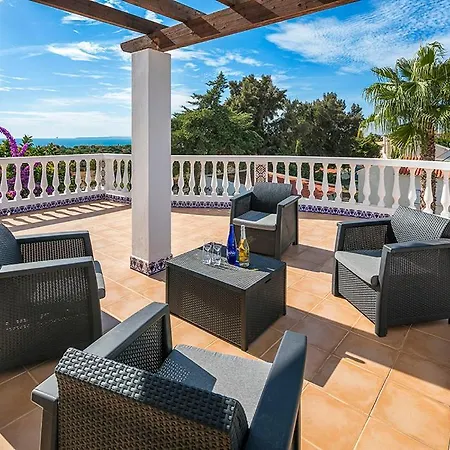 Villa Ocean Blue Ocean Views Walk To Pool Ferragudo (Faro)