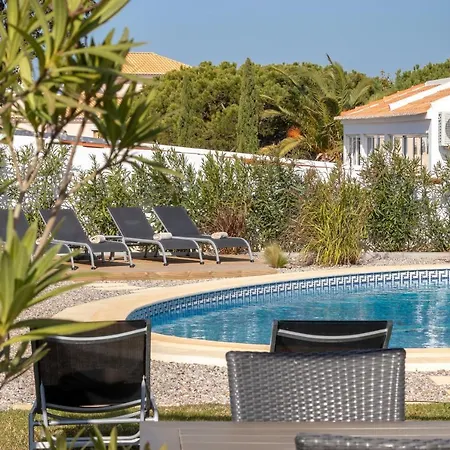 Villa Ocean Blue Ocean Views Walk To Pool