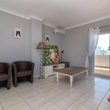 Ocean Blue Ocean Views Walk To Pool *