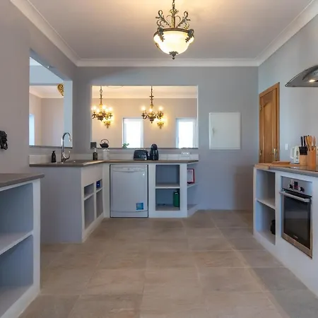 Ocean Blue Ocean Views Walk To Pool Villa