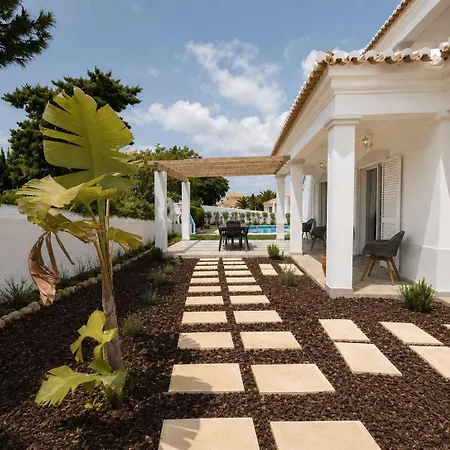 Villa Ocean Blue Ocean Views Walk To Pool