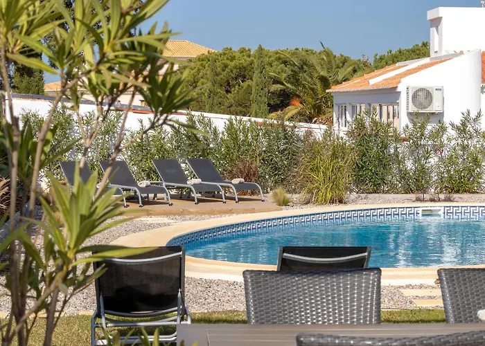 Villa Ocean Blue Ocean Views Walk To Pool