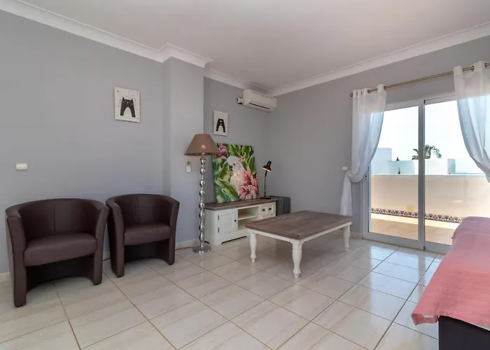 Ocean Blue Ocean Views Walk To Pool *