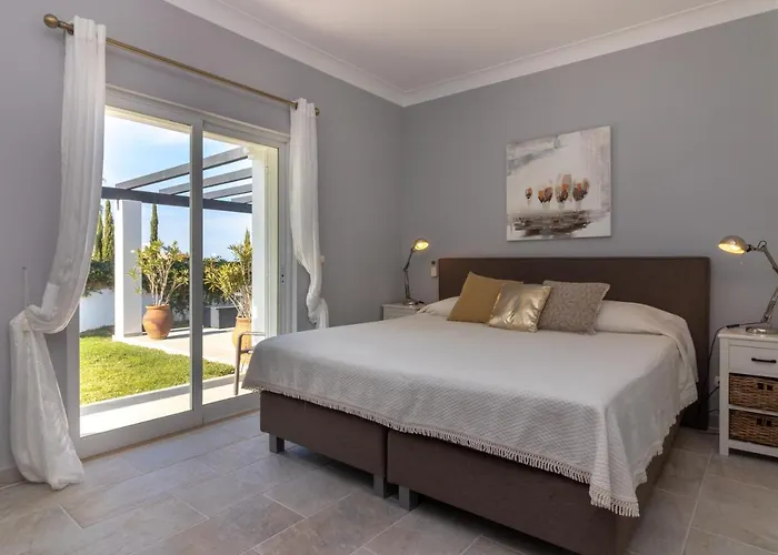 Villa Ocean Blue Ocean Views Walk To Pool Ferragudo (Faro)