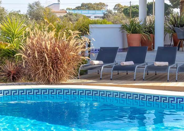 Ocean Blue Ocean Views Walk To Pool Villa *