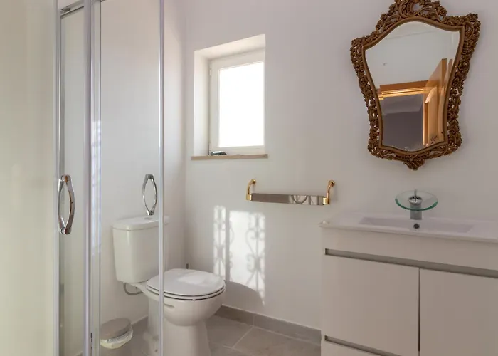 Ocean Blue Ocean Views Walk To Pool فيلة *